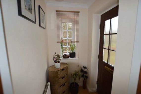 2 Bedroom Flat